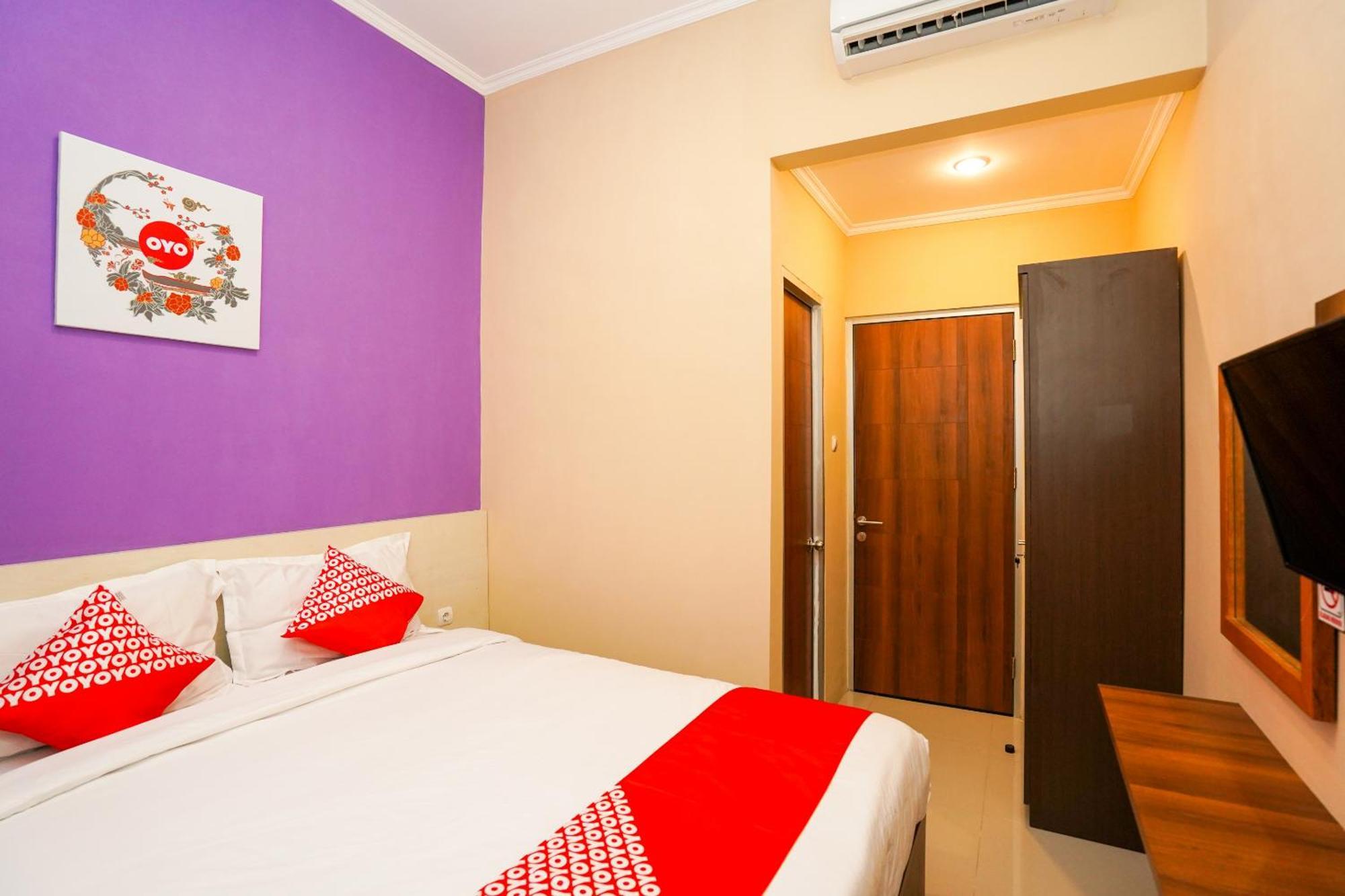Hotel O Surabaya Near Surabaya Town Square Formerly Kupang Gunung Residence Exterior photo